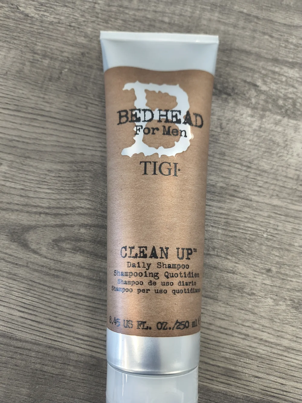 TIGI Bed Head For Men Clean Up Daily Shampoo - Brown